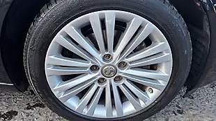 Used 2016 Vauxhall Insignia Tech Line - Interior and Exterior details 19