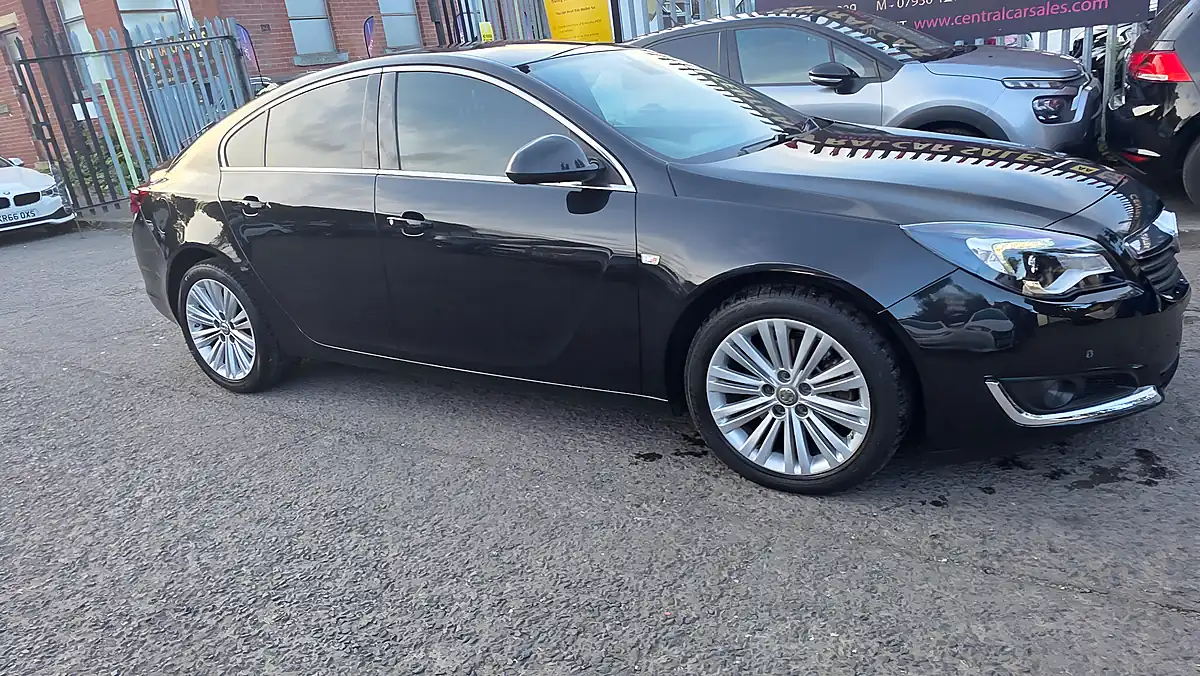 Used 2016 Vauxhall Insignia Tech Line - Interior and Exterior details 4