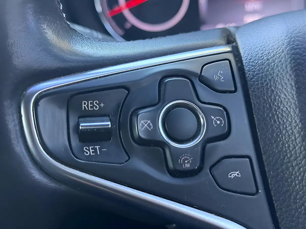 Used 2016 Vauxhall Insignia Tech Line Silver - Interior and Exterior details 15