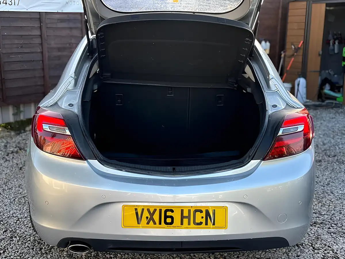 Used 2016 Vauxhall Insignia Tech Line Silver - Interior and Exterior details 17