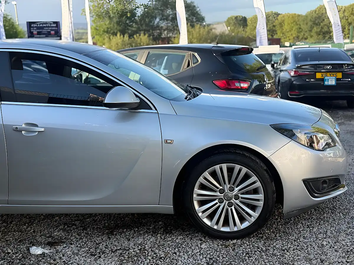 Used 2016 Vauxhall Insignia Tech Line Silver - Interior and Exterior details 20