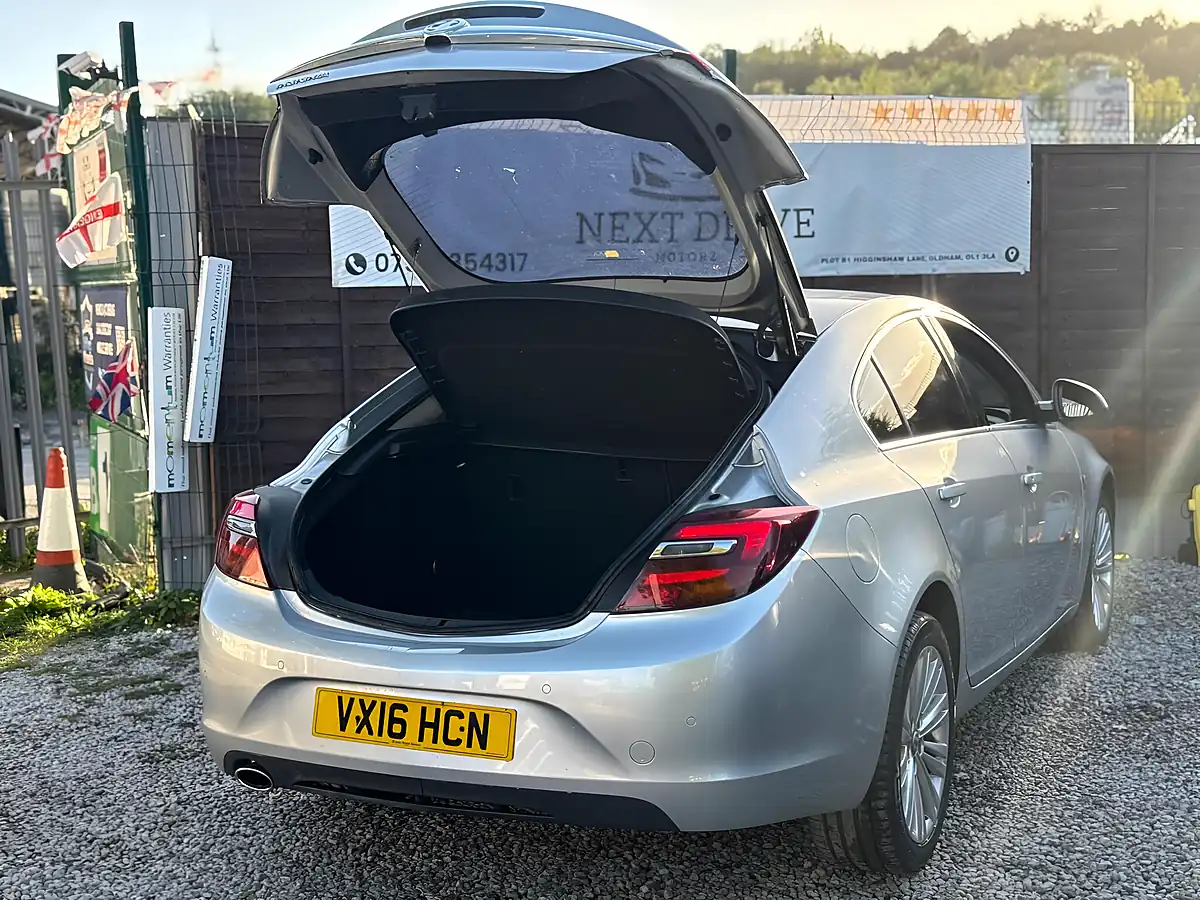 Used 2016 Vauxhall Insignia Tech Line Silver - Interior and Exterior details 8