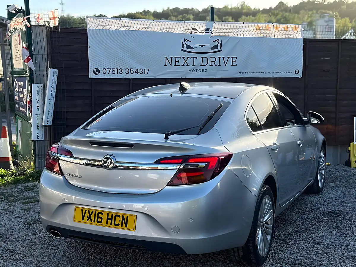 Used 2016 Vauxhall Insignia Tech Line Silver - Interior and Exterior details 9