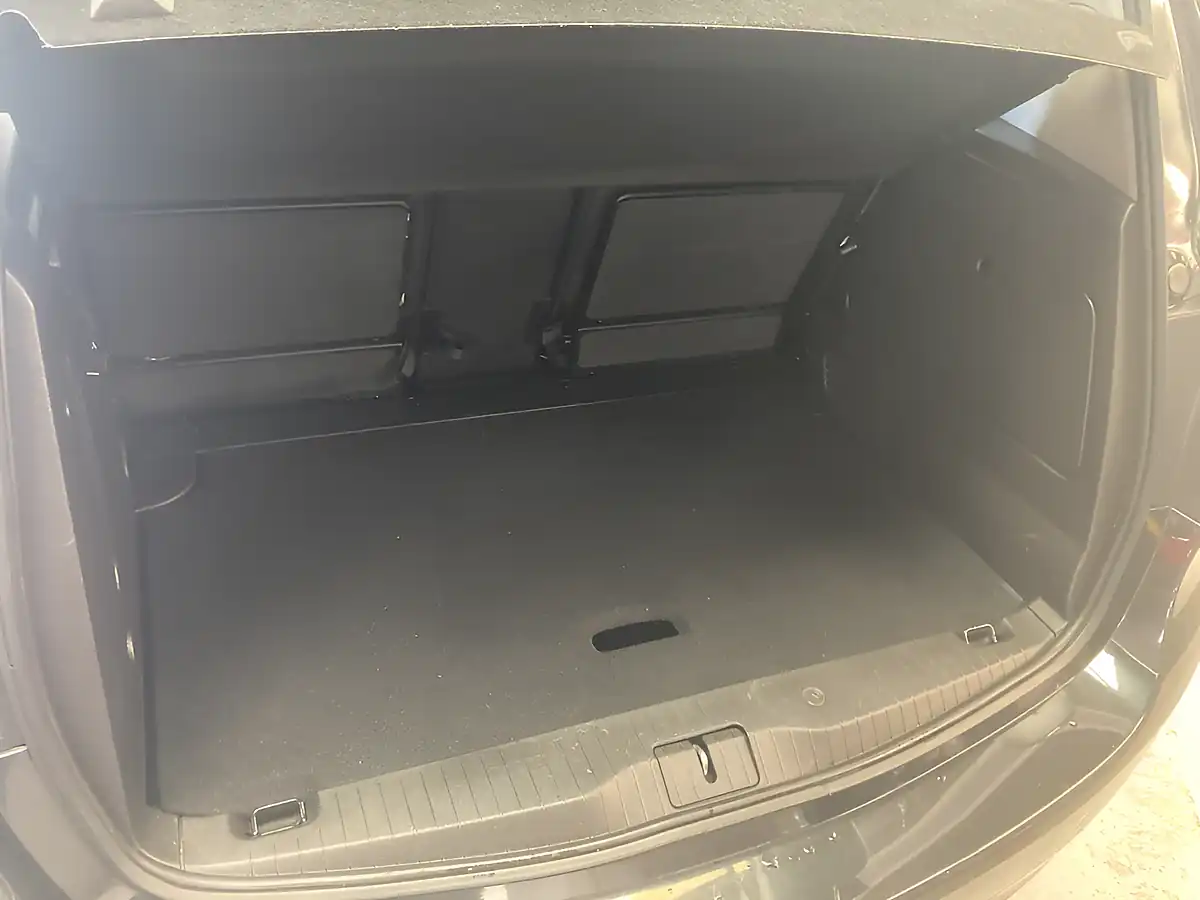Used 2016 Vauxhall Meriva Life Black - Interior and Exterior details 13