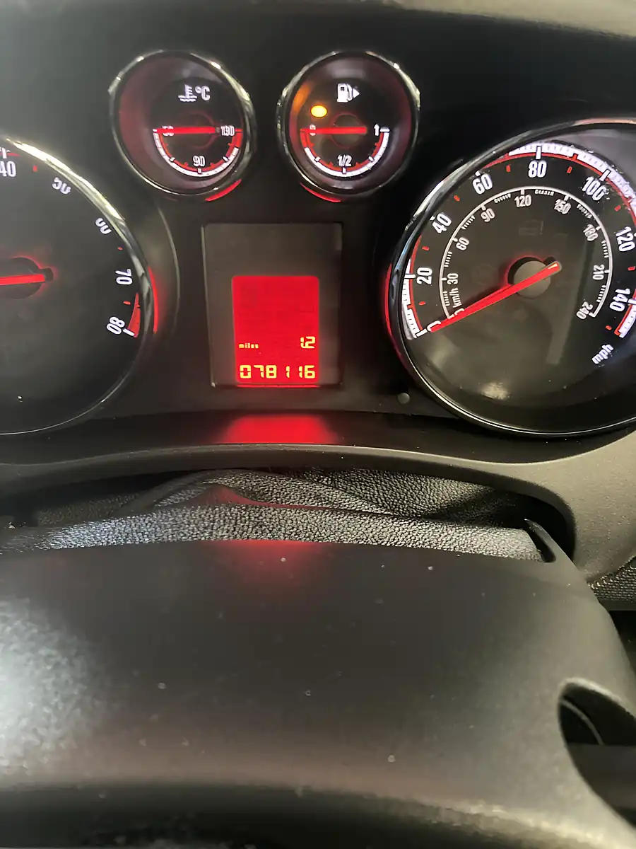 Used 2016 Vauxhall Meriva Life Black - Interior and Exterior details 8
