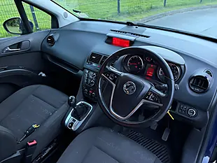 Used 2016 Vauxhall Meriva Life Blue - Interior and Exterior details 3