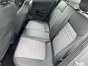 Used 2016 Vauxhall Meriva Life Red - Interior and Exterior details 16