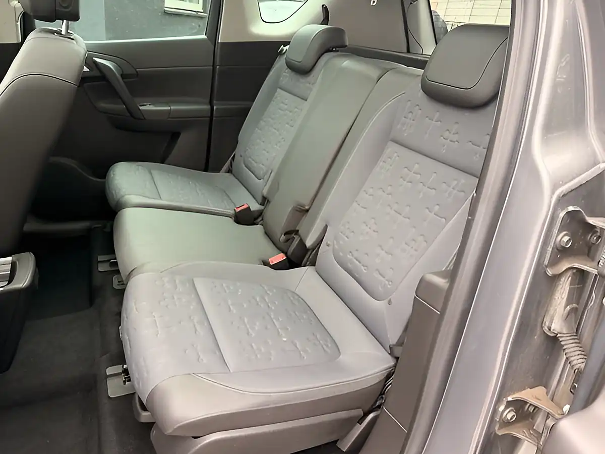 Used 2016 Vauxhall Meriva Se Grey - Interior and Exterior details 15