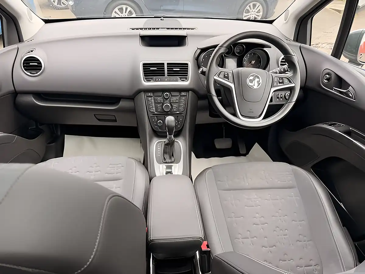 Used 2016 Vauxhall Meriva Se Grey - Interior and Exterior details 16