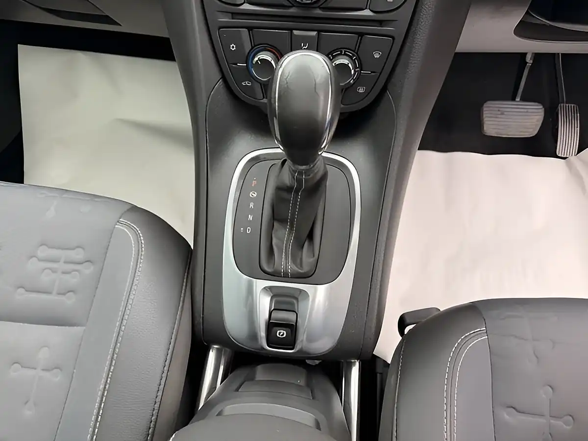 Used 2016 Vauxhall Meriva Se Grey - Interior and Exterior details 18