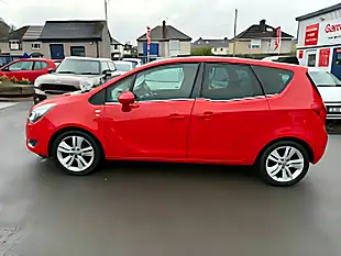 Used 2016 Vauxhall Meriva Se Red - Interior and Exterior details 4
