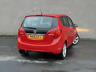 Used 2016 Vauxhall Meriva Tech Line Red - Interior and Exterior details 3