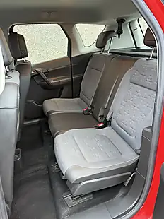 Used 2016 Vauxhall Meriva Tech Line Red - Interior and Exterior details 8