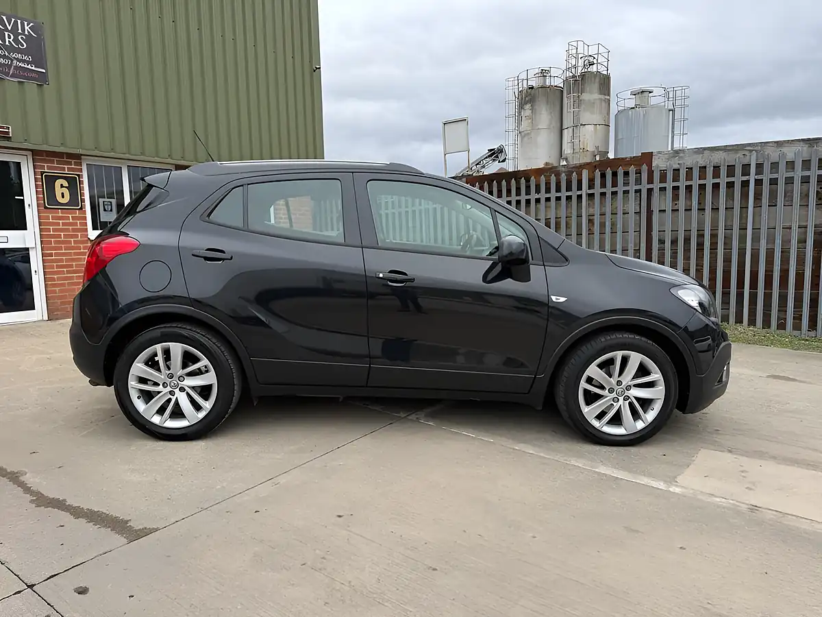 Used 2016 Vauxhall Mokka Exclusiv Black - Interior and Exterior details 7