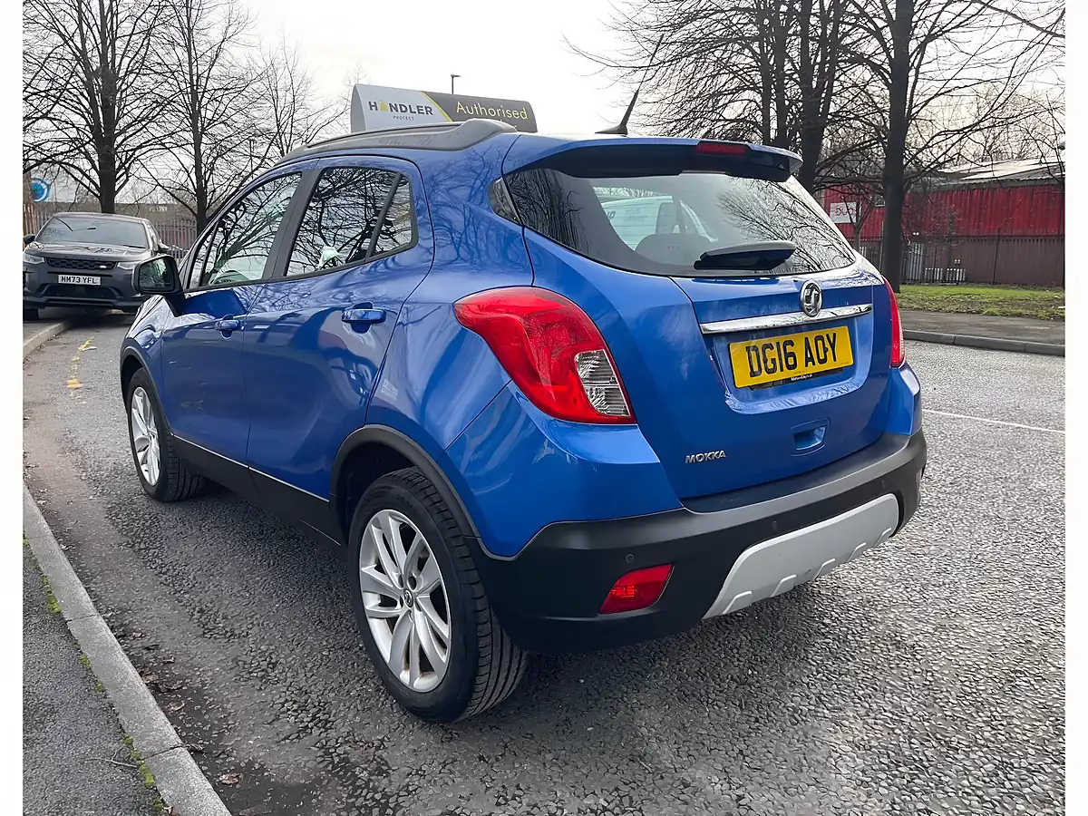 Used 2016 Vauxhall Mokka Exclusiv Blue - Interior and Exterior details 6