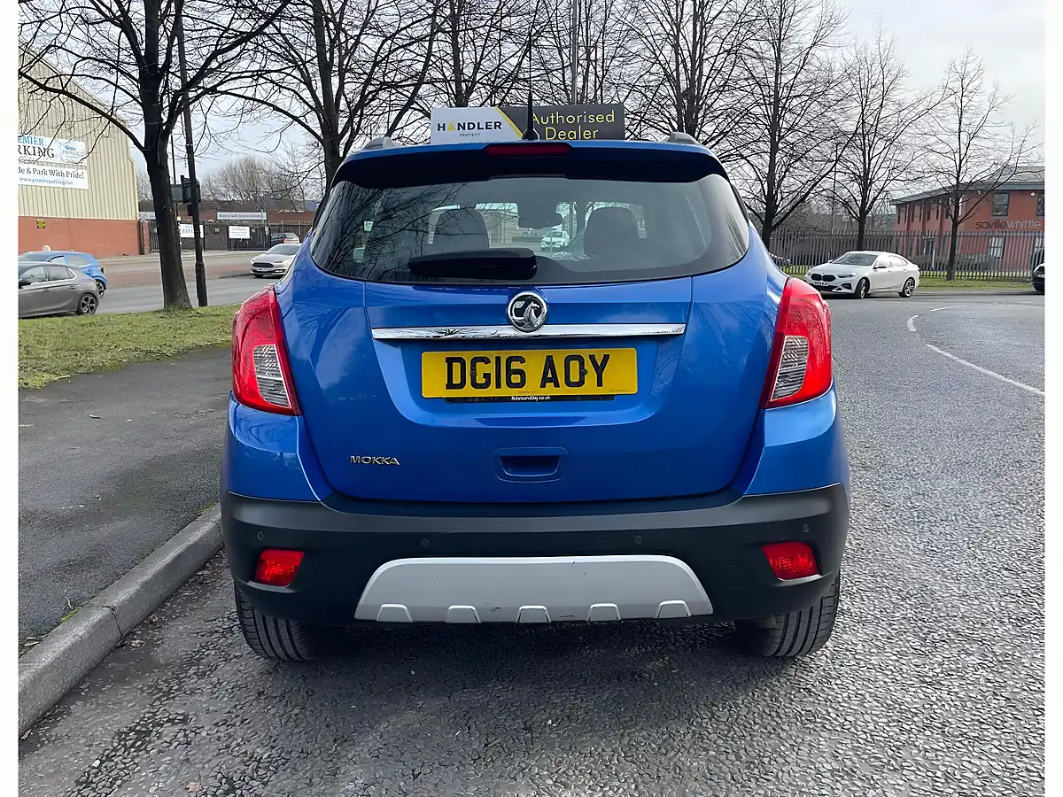 Used 2016 Vauxhall Mokka Exclusiv Blue - Interior and Exterior details 7
