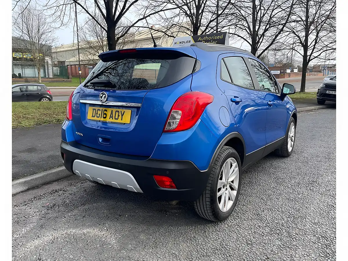 Used 2016 Vauxhall Mokka Exclusiv Blue - Interior and Exterior details 8