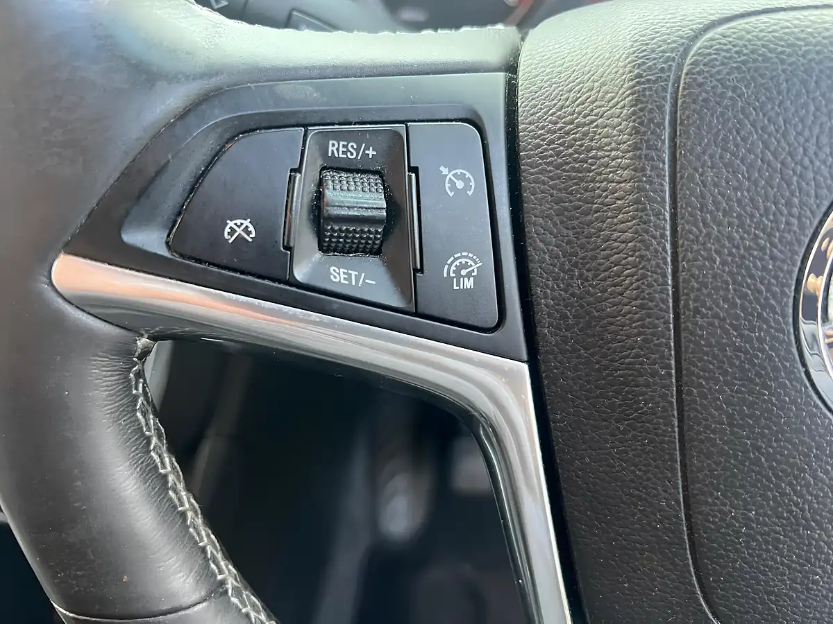 Used 2016 Vauxhall Mokka Exclusiv - Interior and Exterior details 11