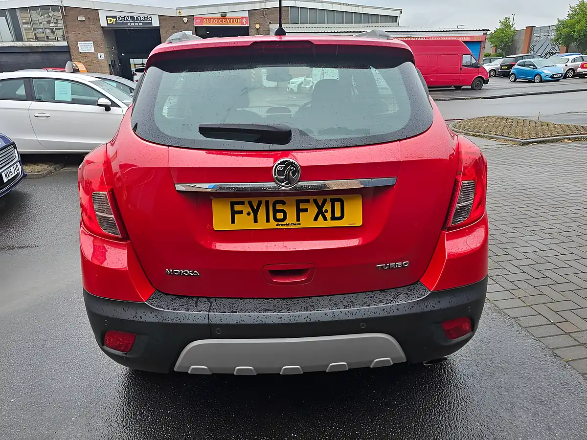Used 2016 Vauxhall Mokka Exclusiv Red - Interior and Exterior details 4