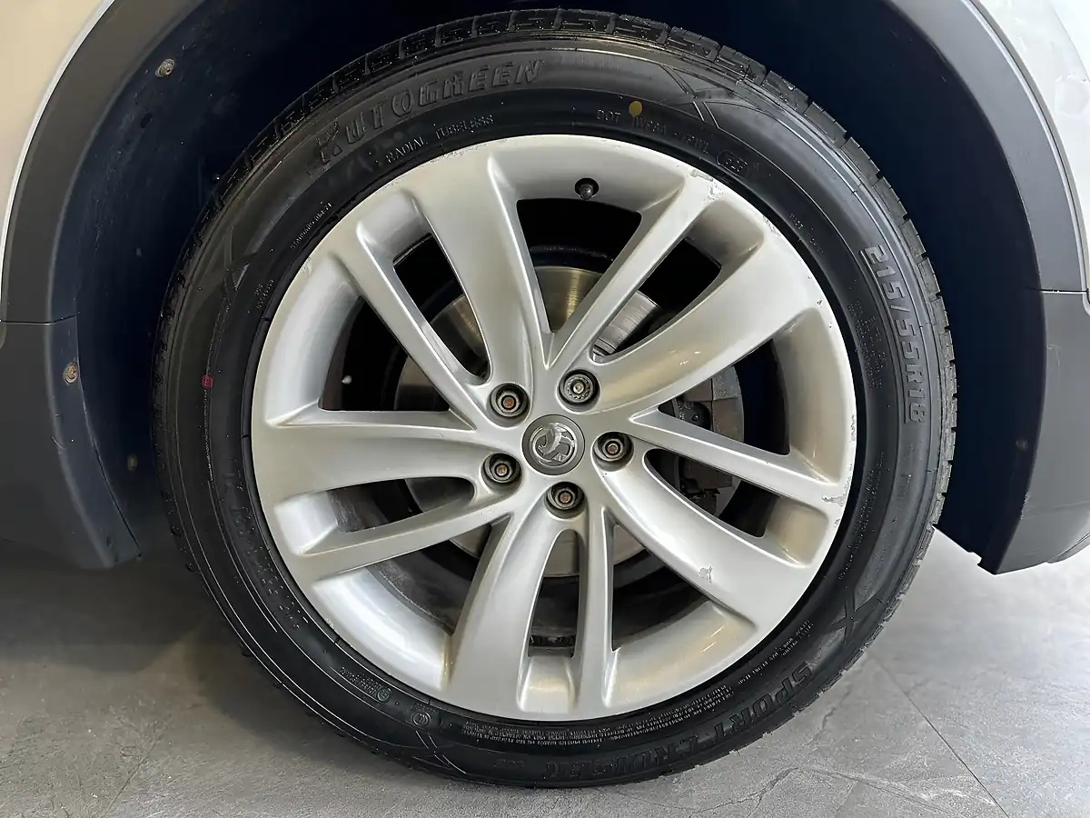 Used 2016 Vauxhall Mokka Exclusiv Silver - Interior and Exterior details 19