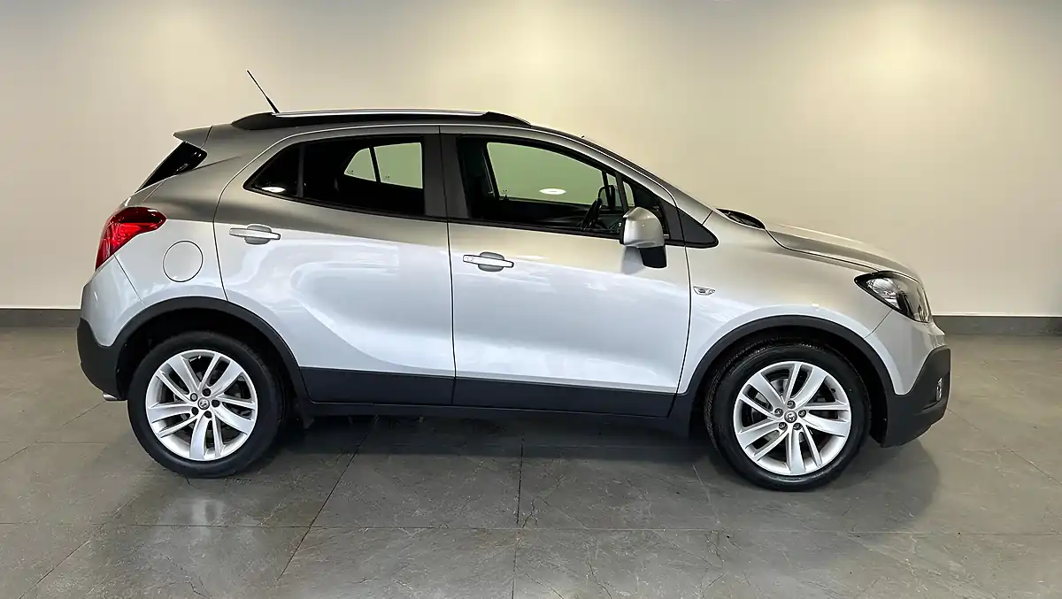 Used 2016 Vauxhall Mokka Exclusiv Silver - Interior and Exterior details 2