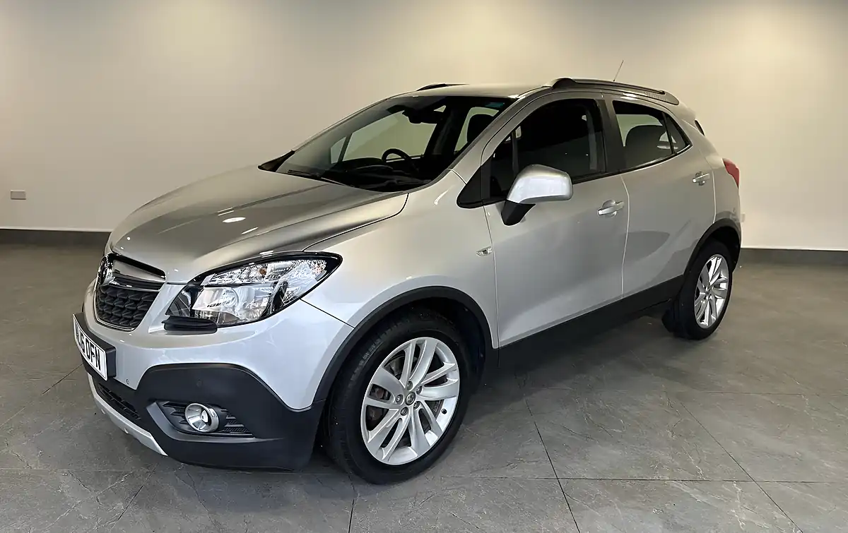 Used 2016 Vauxhall Mokka Exclusiv Silver - Interior and Exterior details 7