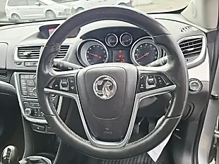 Used 2016 Vauxhall Mokka Exclusiv Silver - Interior and Exterior details 13