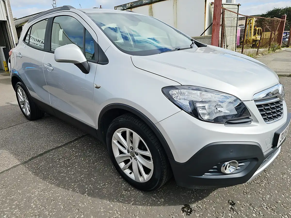 Used 2016 Vauxhall Mokka Exclusiv Silver - Interior and Exterior details 2
