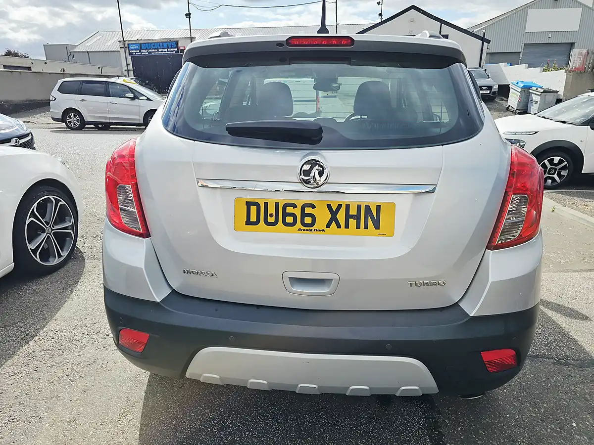 Used 2016 Vauxhall Mokka Exclusiv Silver - Interior and Exterior details 4