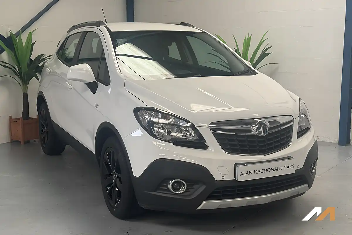 Used 2016 Vauxhall Mokka Exclusiv White - Interior and Exterior details 10
