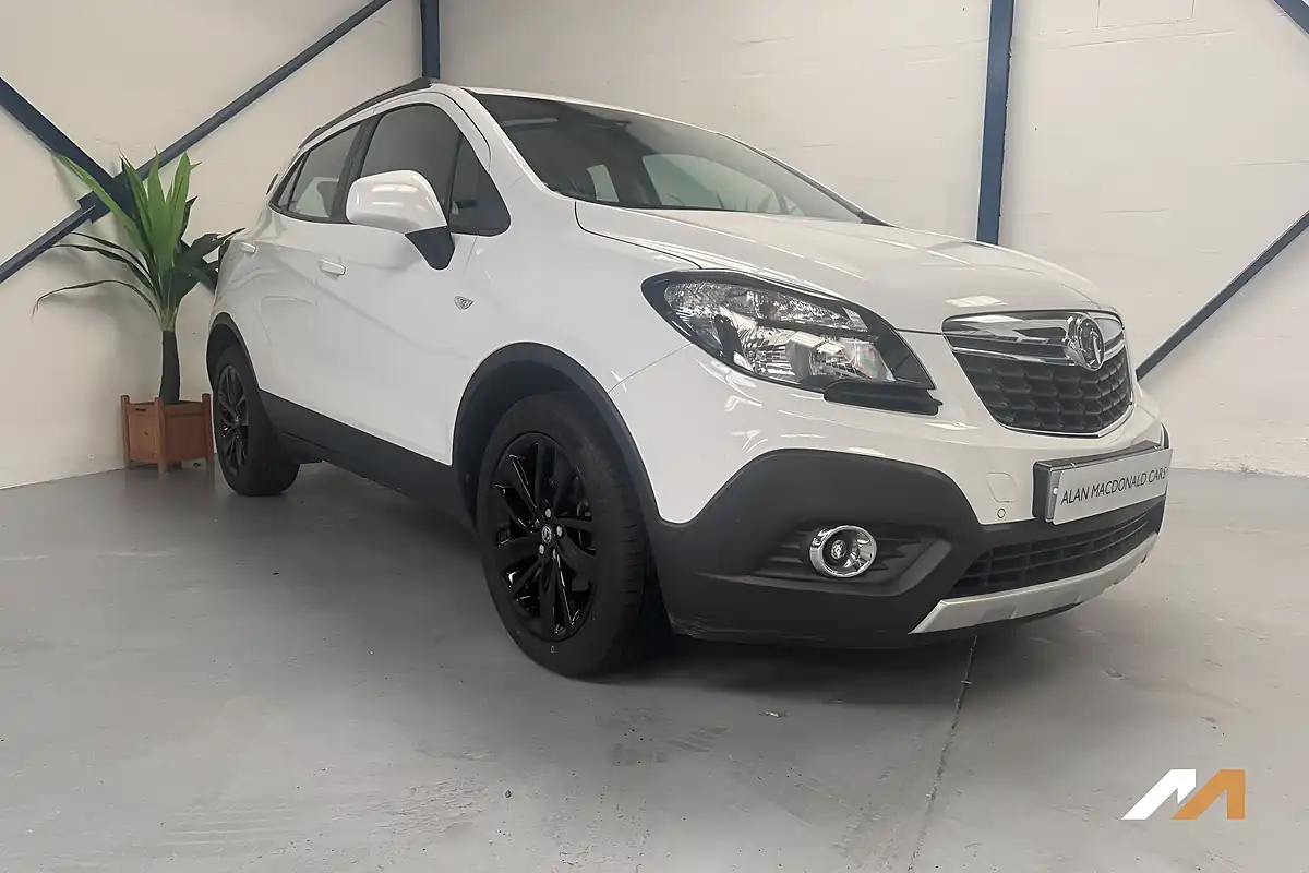 Used 2016 Vauxhall Mokka Exclusiv White - Interior and Exterior details 11