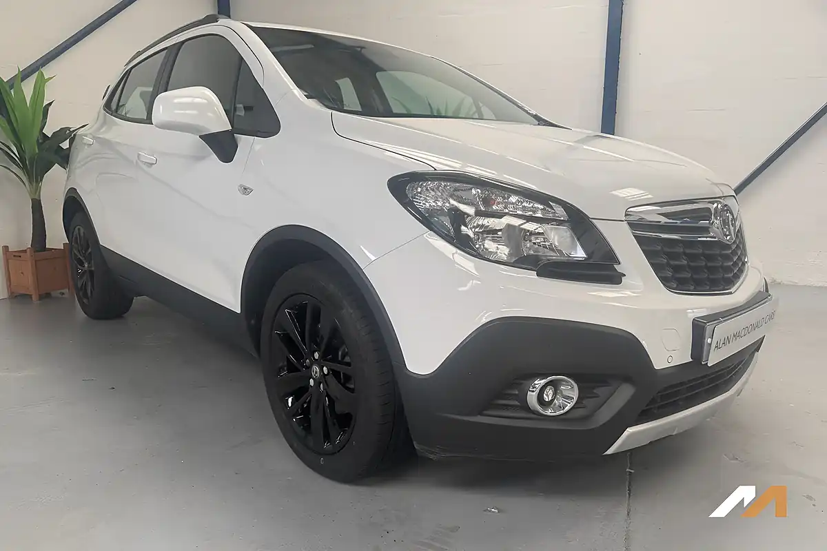 Used 2016 Vauxhall Mokka Exclusiv White - Interior and Exterior details 2