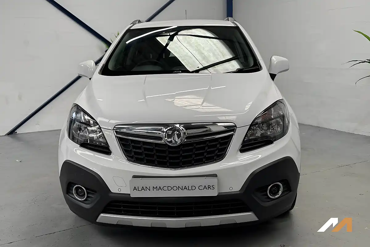 Used 2016 Vauxhall Mokka Exclusiv White - Interior and Exterior details 7