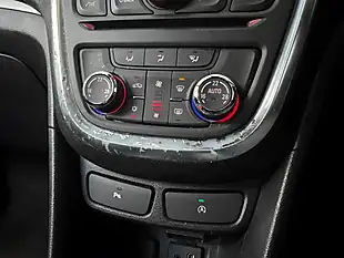 Used 2016 Vauxhall Mokka Exclusiv White - Interior and Exterior details 13