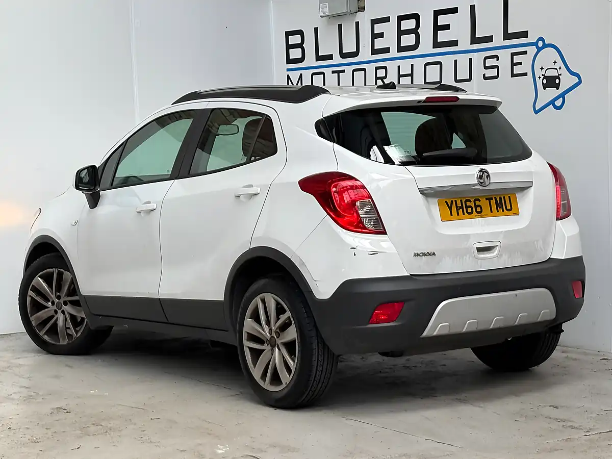 Used 2016 Vauxhall Mokka Exclusiv White - Interior and Exterior details 4