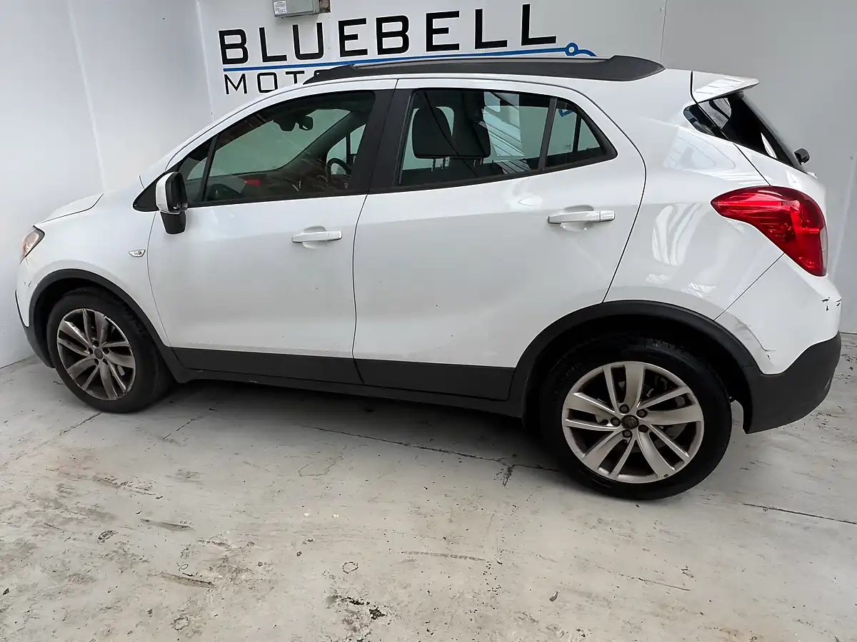 Used 2016 Vauxhall Mokka Exclusiv White - Interior and Exterior details 6