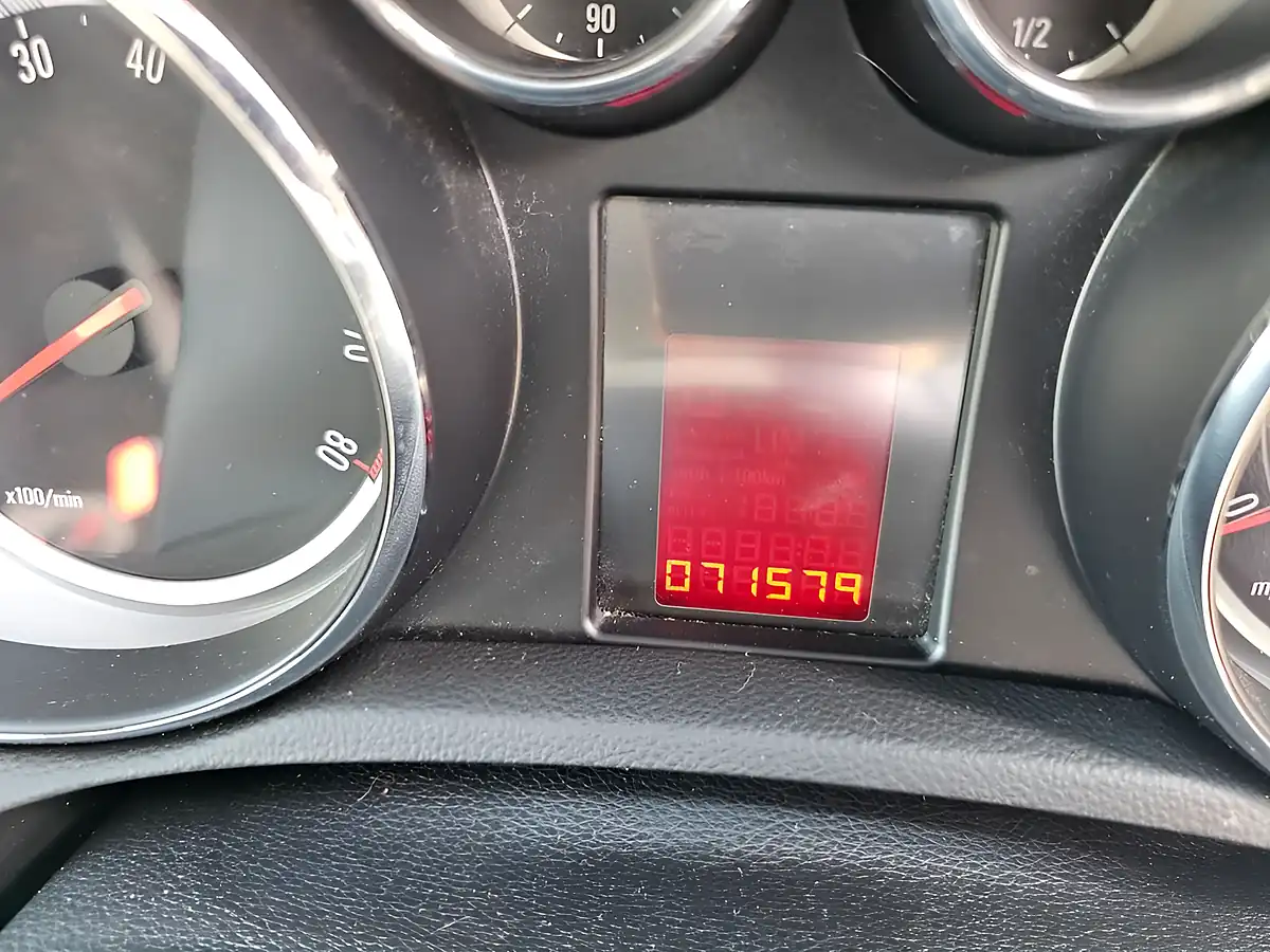 Used 2016 Vauxhall Mokka Exclusiv White - Interior and Exterior details 8
