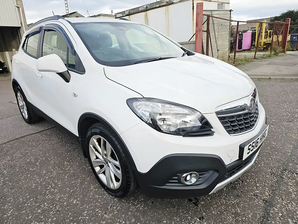 Used 2016 Vauxhall Mokka Exclusiv White - Interior and Exterior details 2