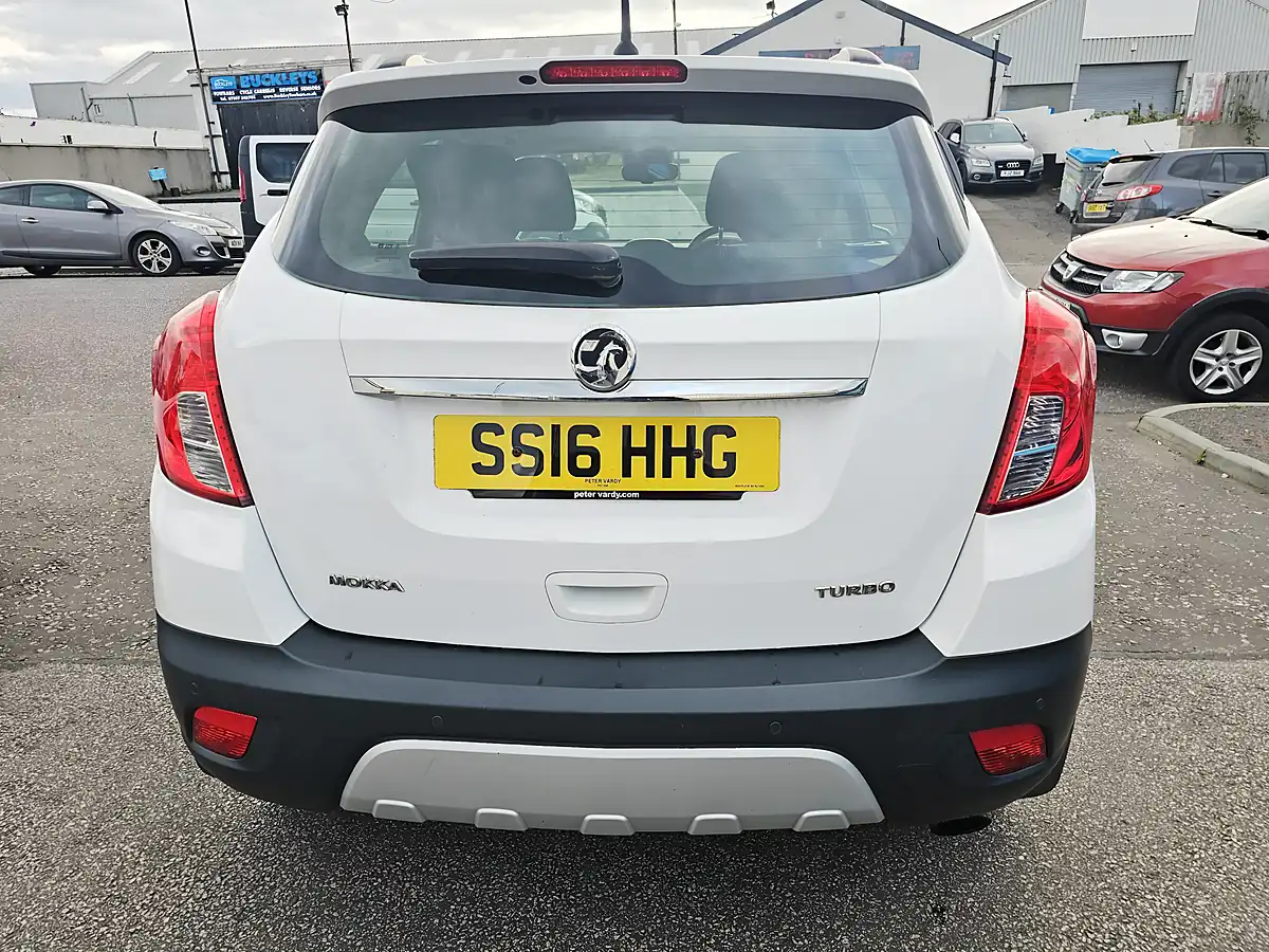 Used 2016 Vauxhall Mokka Exclusiv White - Interior and Exterior details 3