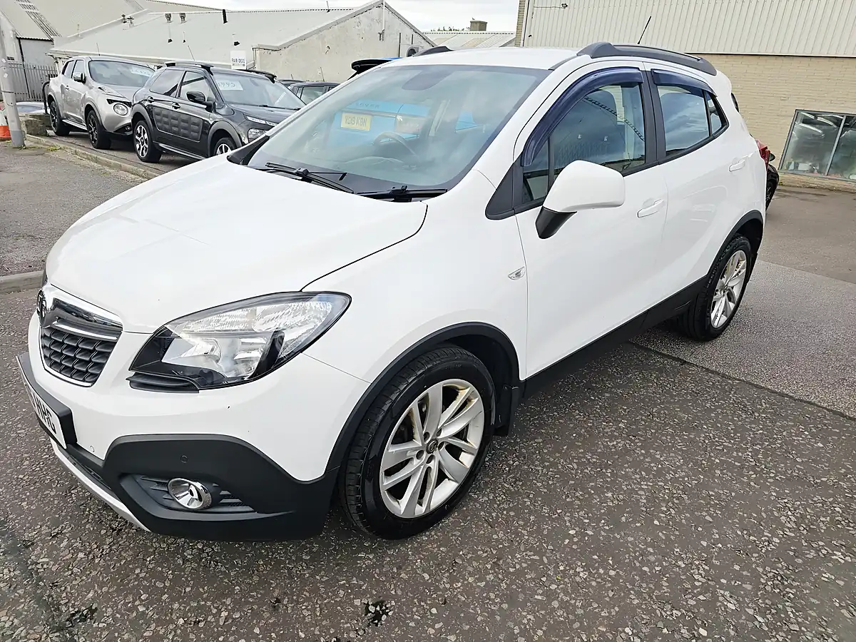Used 2016 Vauxhall Mokka Exclusiv White - Interior and Exterior details 5