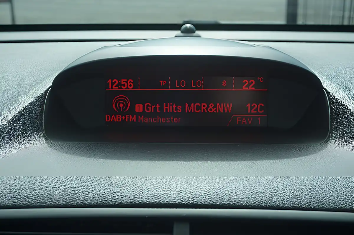Used 2016 Vauxhall Mokka Exclusiv White - Interior and Exterior details 15