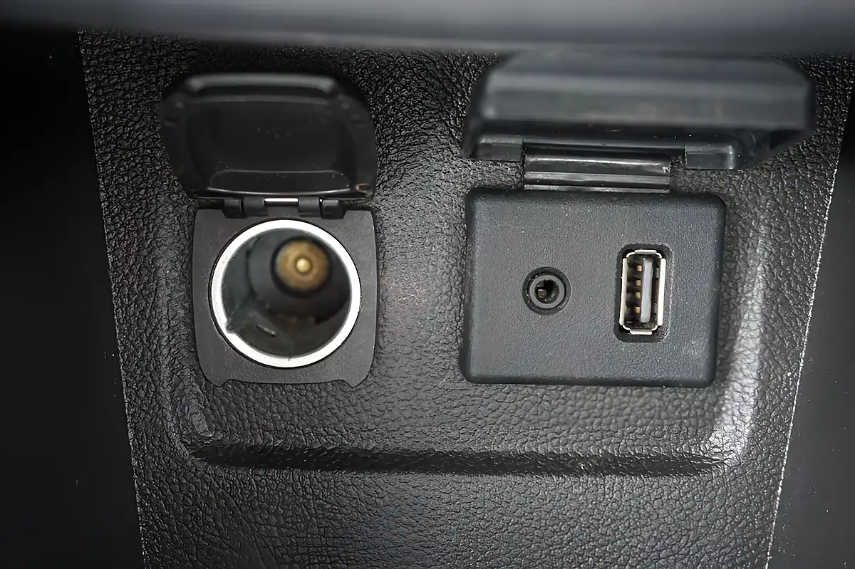 Used 2016 Vauxhall Mokka Exclusiv White - Interior and Exterior details 17