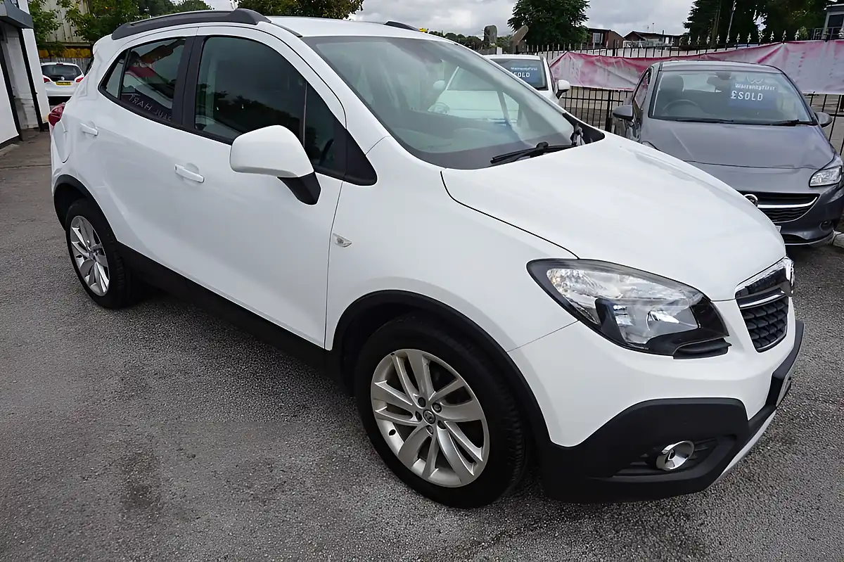 Used 2016 Vauxhall Mokka Exclusiv White - Interior and Exterior details 9