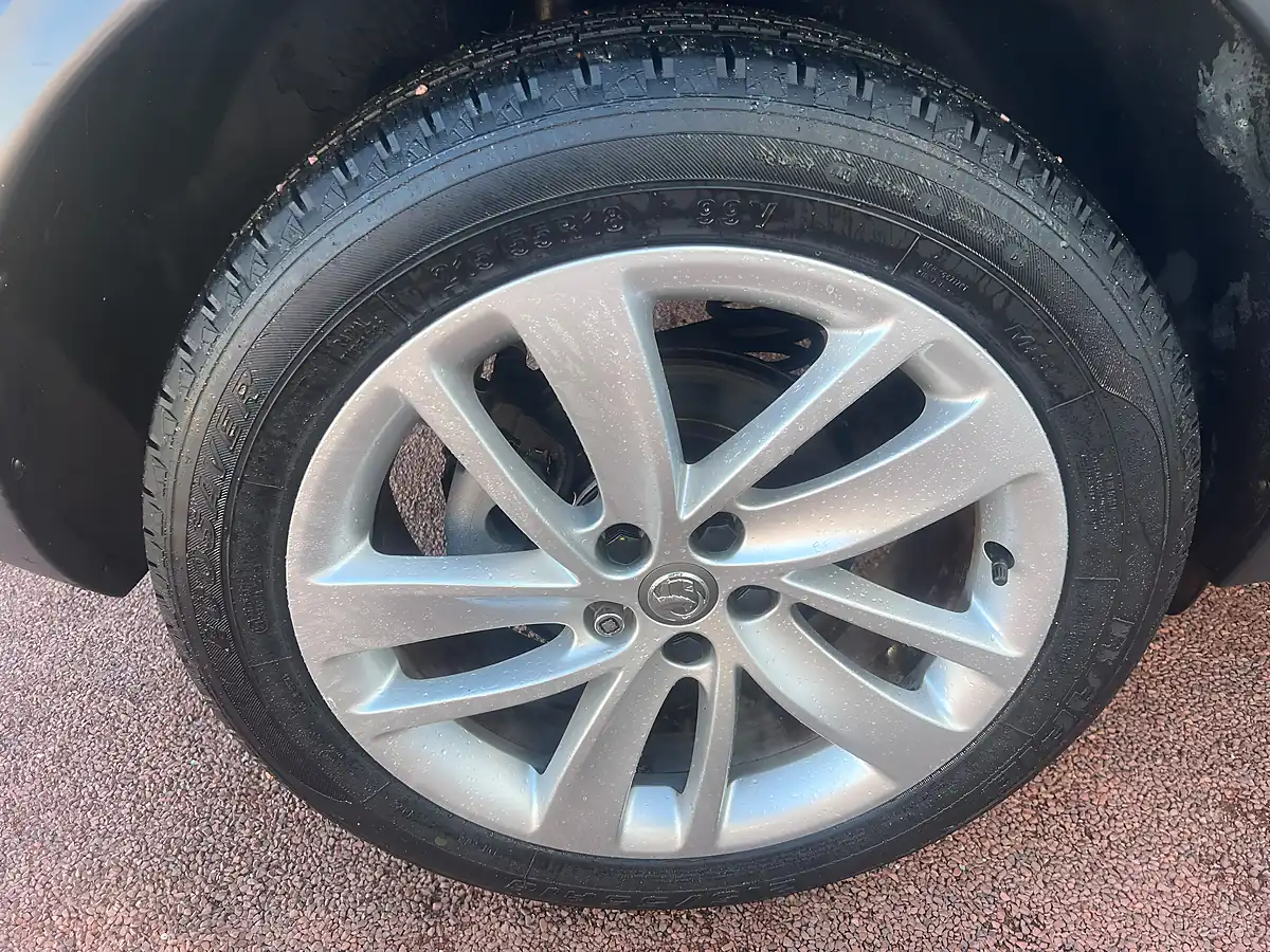 Used 2016 Vauxhall Mokka Exclusiv White - Interior and Exterior details 9