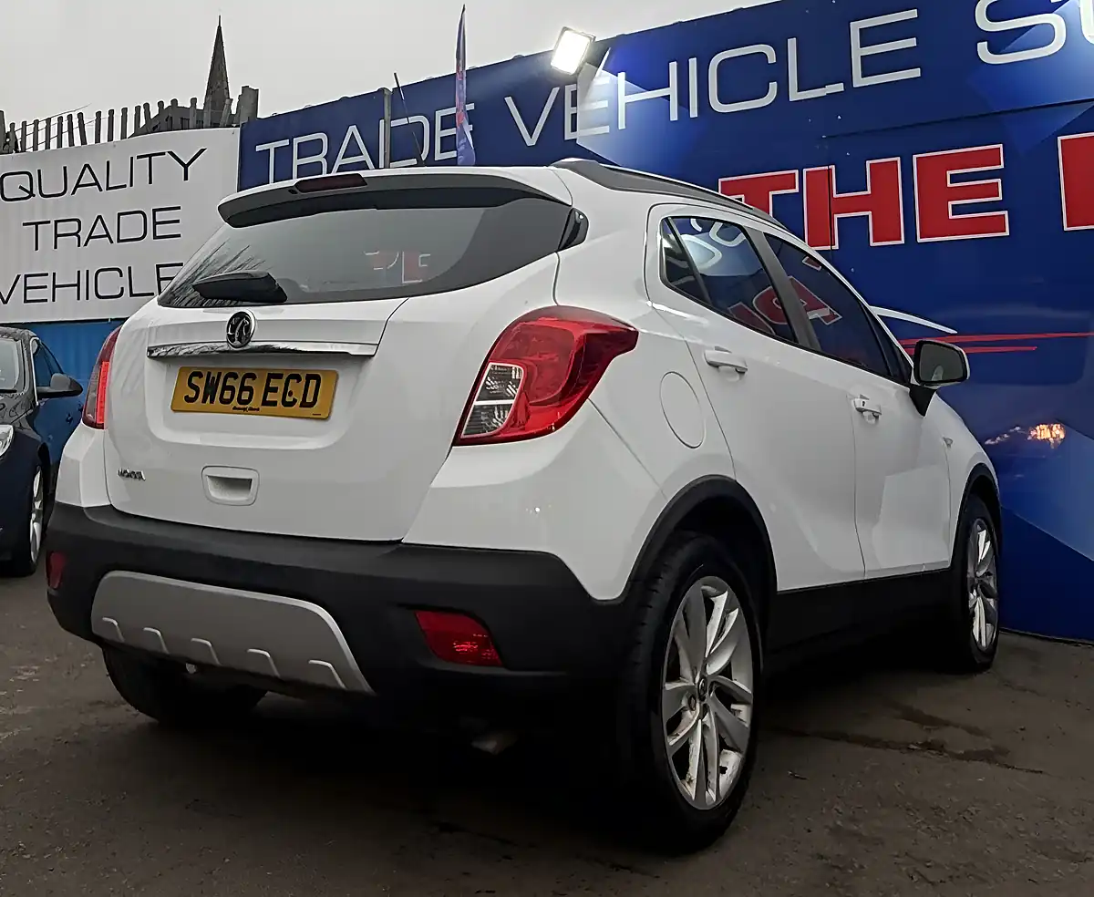 Used 2016 Vauxhall Mokka Exclusiv White - Interior and Exterior details 11