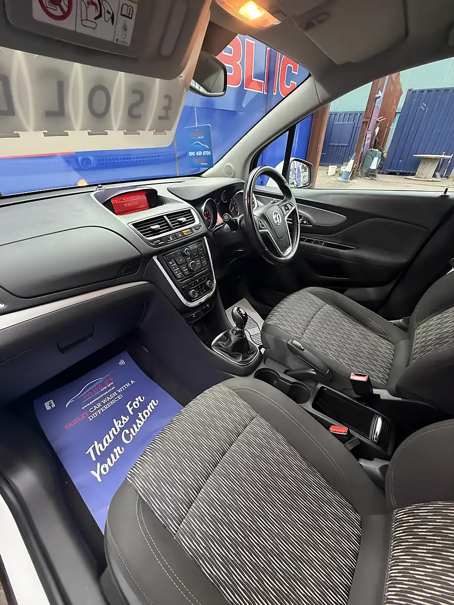 Used 2016 Vauxhall Mokka Exclusiv White - Interior and Exterior details 15