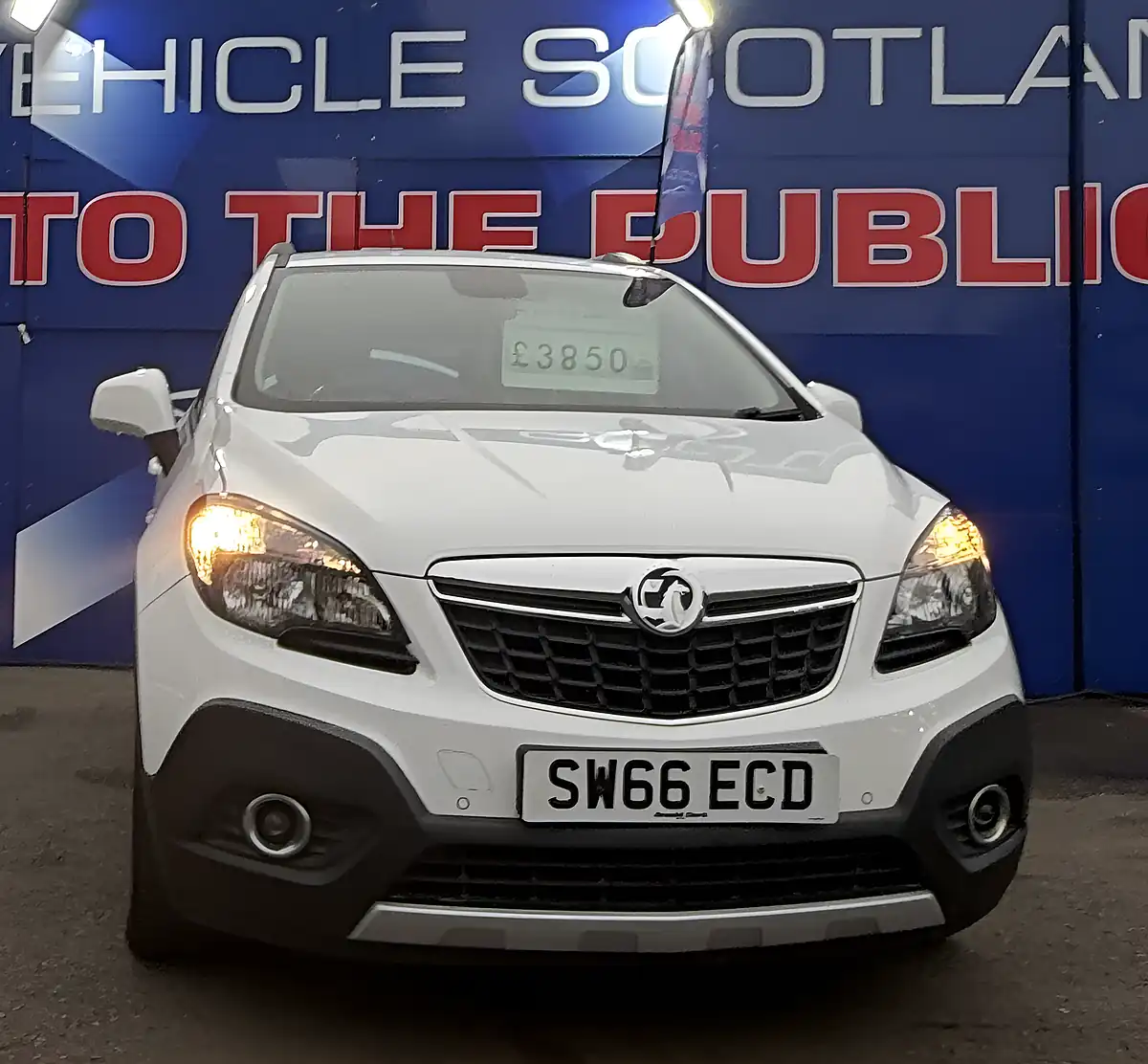 Used 2016 Vauxhall Mokka Exclusiv White - Interior and Exterior details 7
