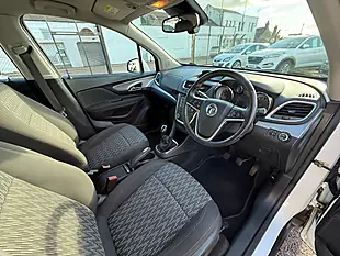 Used 2016 Vauxhall Mokka Exclusiv White - Interior and Exterior details 10