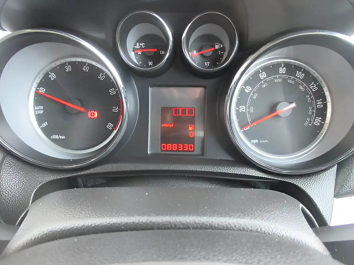 Used 2016 Vauxhall Mokka Exclusive Black - Interior and Exterior details 10