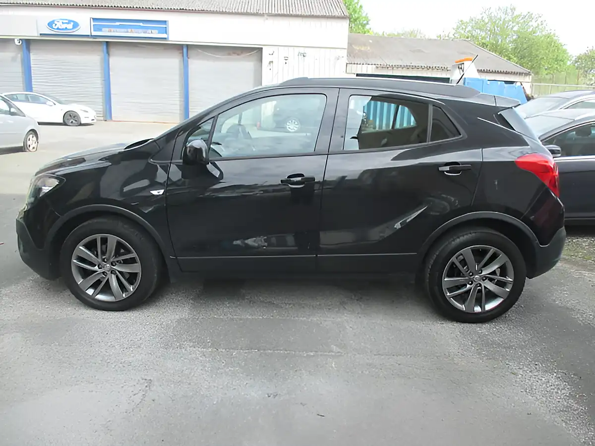 Used 2016 Vauxhall Mokka Exclusive Black - Interior and Exterior details 4